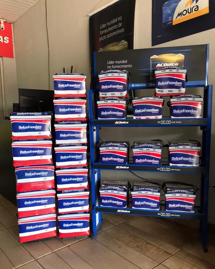 Prateleira de baterias ACDelco Delco Freedom na loja Ki Barato